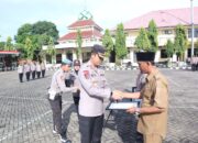 Kapolres Situbondo Apresiasi Anggota Berprestasi dan Kepala Desa Kilensari atas Dedikasi Menjaga Kamtibmas