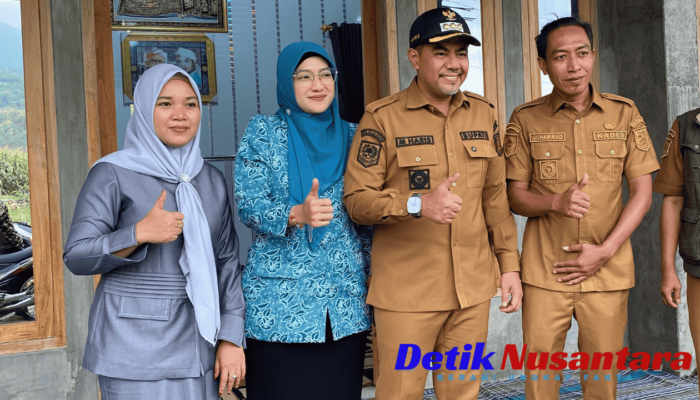 Kepala Desa dan Anggota DPRD Kompak Apresiasi Program “Ngantor di Kecamatan” Bupati Probolinggo di Pakuniran
