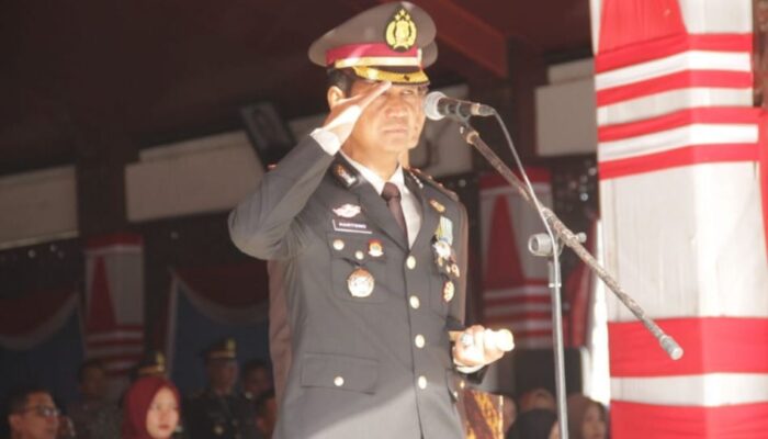 Kapolres Sampang Sampaikan Amanat Polda Jatim di Hari Bhayangkara ke-79