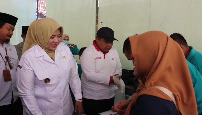 Khitanan Massal Gratis di Momen Liburan Sekolah di Situbondo