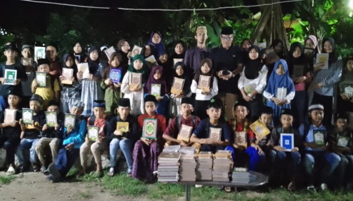 ASN Polres Lampung Selatan Bersama Kobar Salurkan Bantuan Alquran