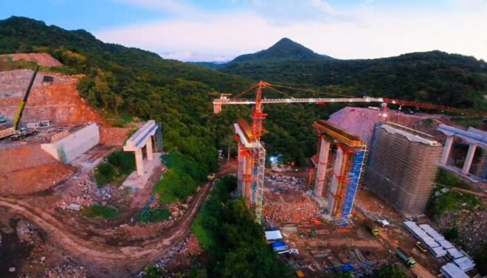 Melihat Kemolekan Ruas Tol Probowangi di Bukit PLTU Paiton Probolinggo