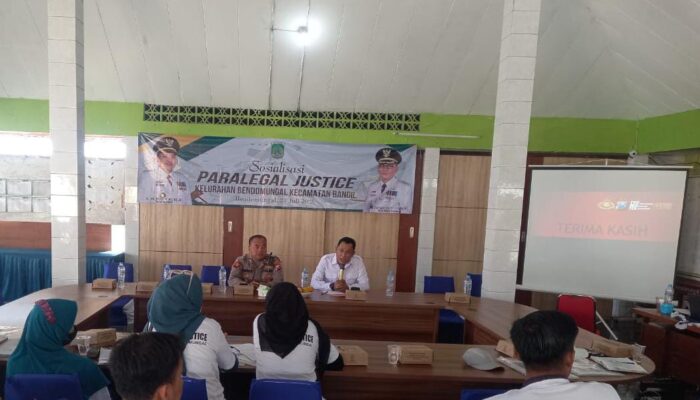 Tingkatkan Kesadaran Hukum Tingkat Desa, Polres Pasuruan Kenalkan Paralegal Justice