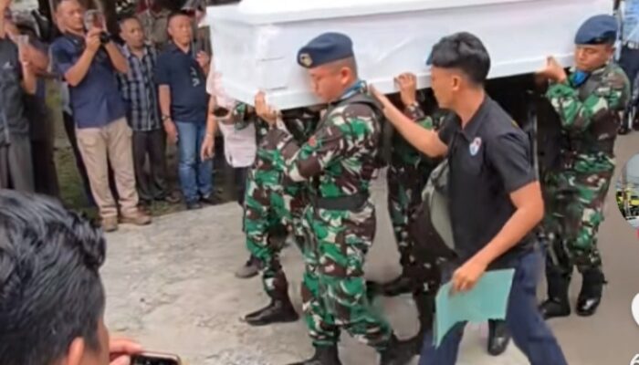 Marsma TNI Fajar Adrianto Gugur dalam Kecelakaan Udara, Dimakamkan di Probolinggo