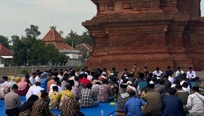 Dialog dan Doa Bersama Bupati Probolinggo di Candi Jabung
