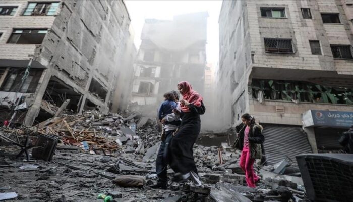 Israel Bombardir Sekolah dan Rumah Warga di Gaza, 49 Warga Tewas, 6.000 Warga Kehilangan Tempat Tinggal