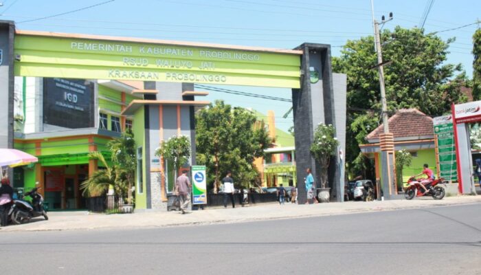 Tersandera Administrasi,  Pasien di RS Waluyo Jati Terlantar Meski Kritis 3 Hari