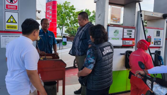 Banyak Motor Mogok dan Masuk Bengkel Akibat Isi Pertalite, Polres Probolinggo Sidak Sejumlah SPBU