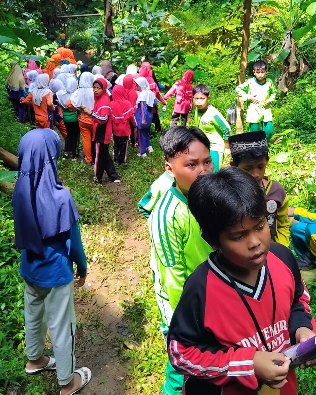 Mengenal Sejarah Sumber Raden: Saat Ratusan Siswa Jember Belajar Literasi dari Alam dan Cerita Rakyat