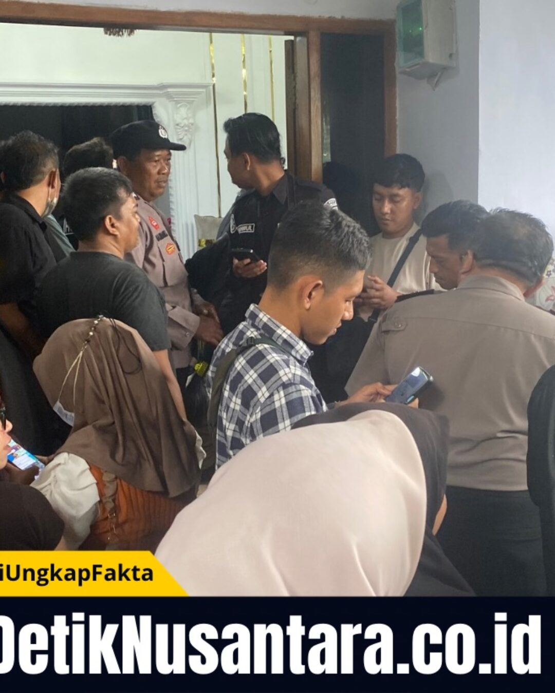 Tertipu Aplikasi MBA, Ratusan Warga Probolinggo Geruduk Rumah Koordinator
