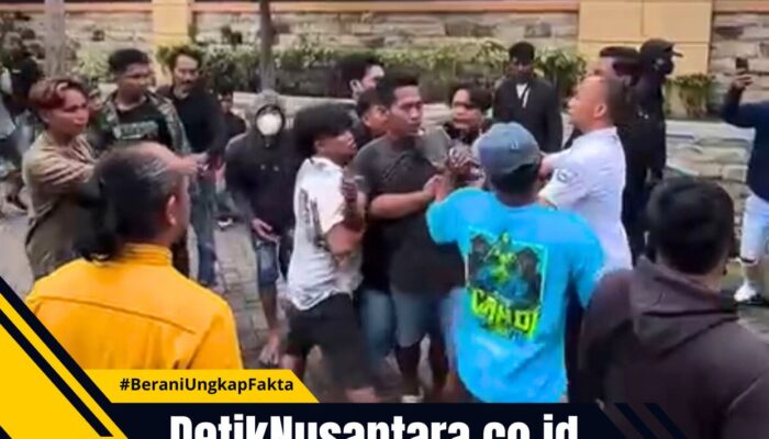 Berujung Penganiayaan Wartawan, Diduga Oknum Perwira Polres Izinkan Pemuda Pesta Miras di Halaman DPRD Probolinggo