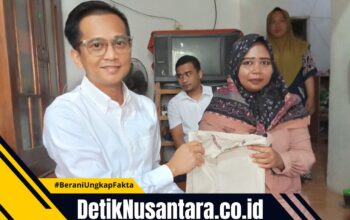 Ketua DPRD Probolinggo Oka Mahendra Salurkan Seragam untuk Majelis Muslimat An-Nur