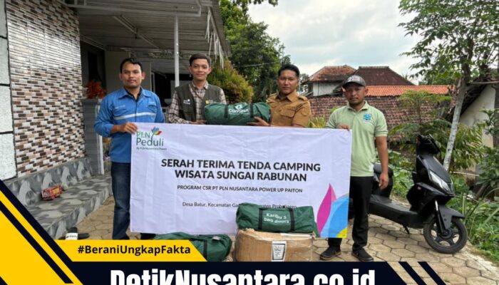 PLN Nusantara Power UP Paiton Dukung Wisata Rabunan Desa Batur dengan Bantuan Tenda Camping