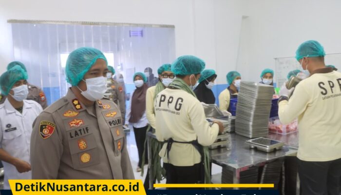 Dukung Program Pemerintah, SPPG Polres Probolinggo Distribusikan Makan Bergizi Gratis ke 2.441 Siswa di Maron