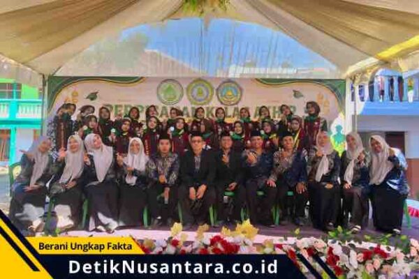 Pesan KH Ahmad Nizar Jakfar Menggema dalam Pelepasan Santri MTs-MA Fatahillah Probolinggo