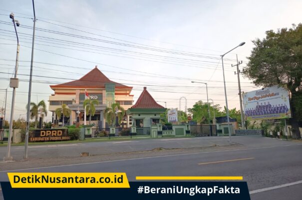 Sikap Sekwan DPRD Probolinggo Saling Lempar Soal Banner Anggaran Rp83 Miliar Memantik Tanda Tanya Besar