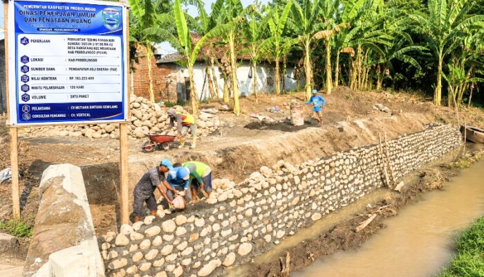 Diduga Tak Sesuai Spesifikasi, Proyek Infrastruktur Dana Pokir di Desa Rangkang Disorot Warga