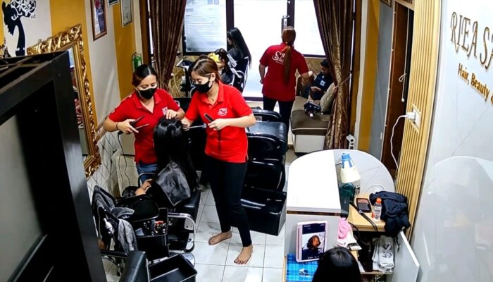 HUT ke-81 RI Dongkrak Omzet Salon di Lumajang, Permintaan Makeup dan Sewa Busana Karnaval Meningkat