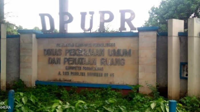 Dinas PUPR Kabupaten Probolinggo Bungkam soal Dugaan Ketidaksesuaian Proyek Penguatan Tebing di Desa Rangkang
