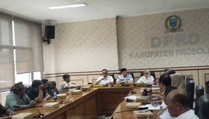 Warga Kramat Agung Pertanyakan Kompensasi Tower, DPRD Probolinggo Minta Izin Dicek dan Sanksi Tegas