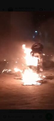 Kebakaran di Gunung Eteng Sumenep Hanguskan 28 Sepeda Motor, Polisi Selidiki Penyebabnya