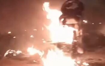 Kebakaran di Gunung Eteng Sumenep Hanguskan 28 Sepeda Motor, Polisi Selidiki Penyebabnya