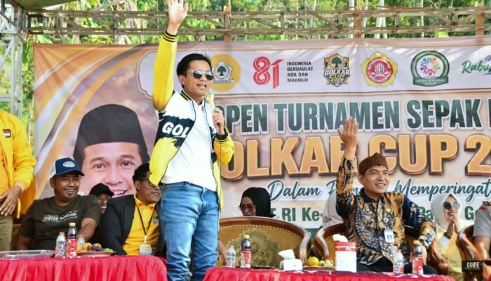 Piala Golkar Cup di Desa Batur Gading Meriah, Ketua DPRD Probolinggo Oka Mahendra Hadir Bersama Ketua AMPG