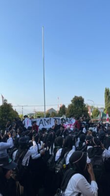 Sosialisasi Diam-Diam di Lumajang, Panitia Penjaringan Rektor UIN KHAS Jember Diprotes Ribuan Mahasiswa