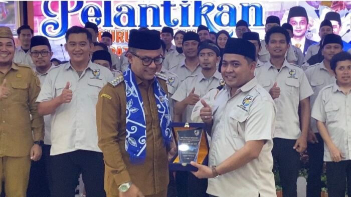 Pengurus DPD KNPI Kabupaten Probolinggo Resmi Dilantik, Syafi’i Siap Bersinergi dengan Pemerintah
